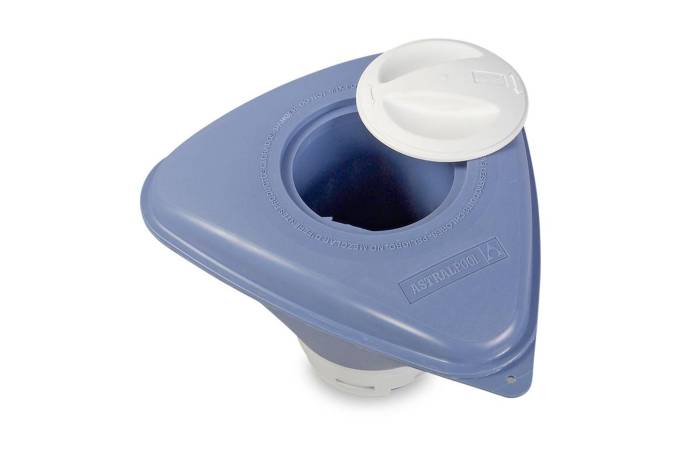 Shark úszó adagoló